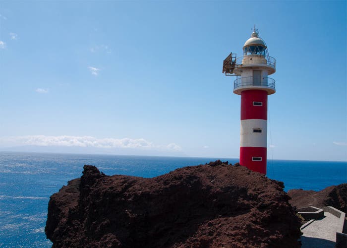 Faro en La Punta de Teno, Tenerife