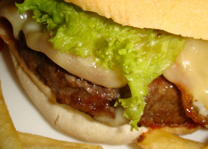 Detalle de una hamburguesa