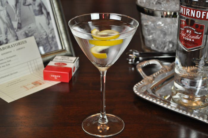 vodka martini James Bond
