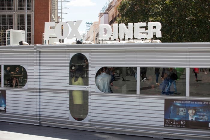 Fox Diner en Callao, evento por el estreno de la serie 22.11.63