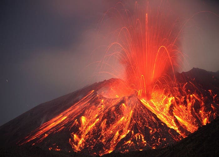 Sakurojima, el volcán japonés a punto de erupcionar